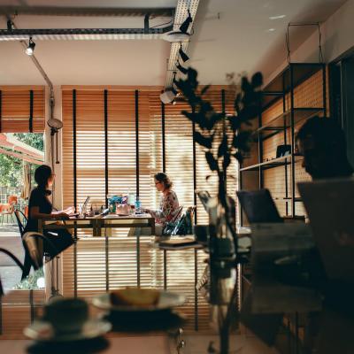 Cửa hàng Coffee 2